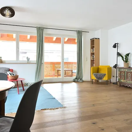 Zugspitze Street * גרמיש-פרטנקירכן